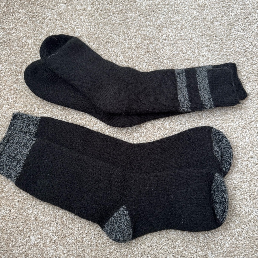 Set of 2 Premium Black and Gray Athletic Socks for Men